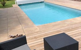 Maison landaise moderne piscine chauffée spa